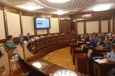В Ленинградской области обсудили ход борьбы с борщевиком Сосновского и результаты проведённых обработок